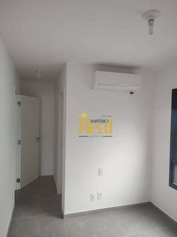 Apartamento à venda com 3 quartos, 151m² - Foto 8