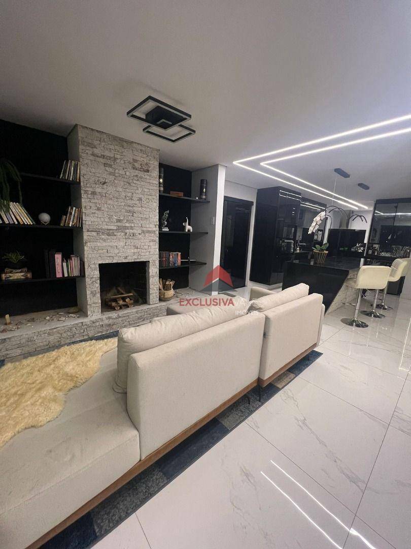 Casa à venda com 3 quartos, 340m² - Foto 8