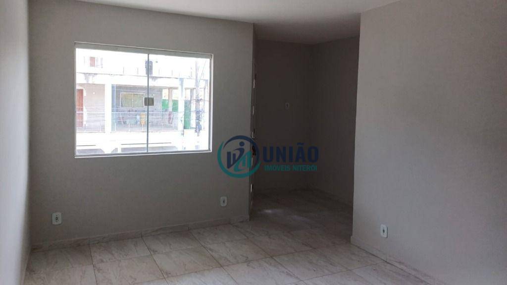 Casa à venda com 2 quartos, 66m² - Foto 13