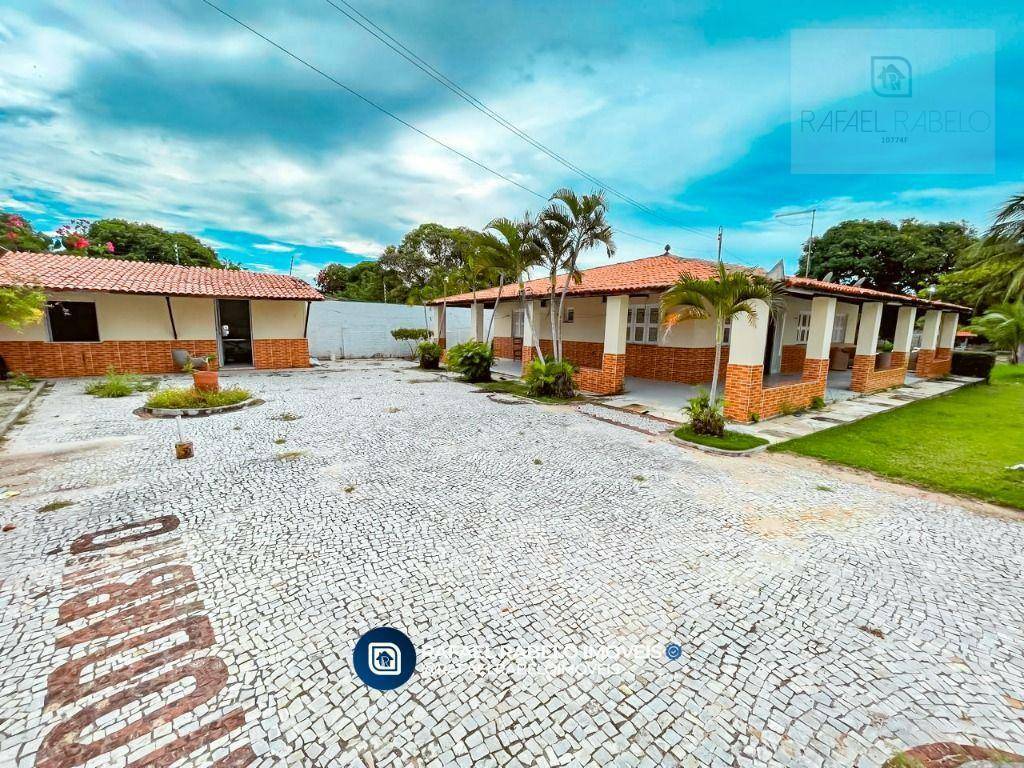 Chácara para alugar com 4 quartos, 585m² - Foto 1