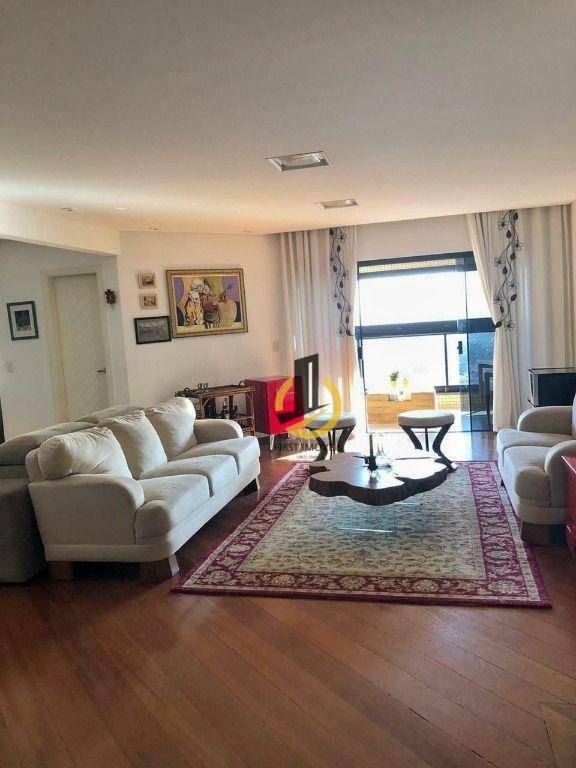 Apartamento à venda com 3 quartos, 210m² - Foto 13