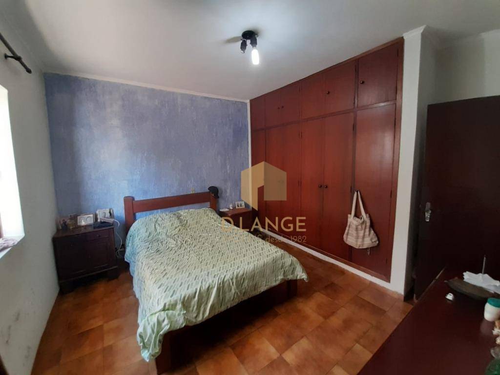 Casa à venda com 3 quartos, 230m² - Foto 9