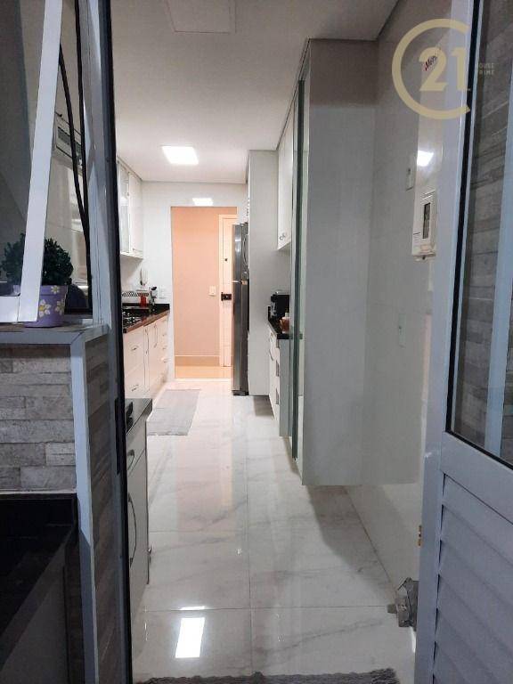 Apartamento à venda com 3 quartos, 105m² - Foto 11