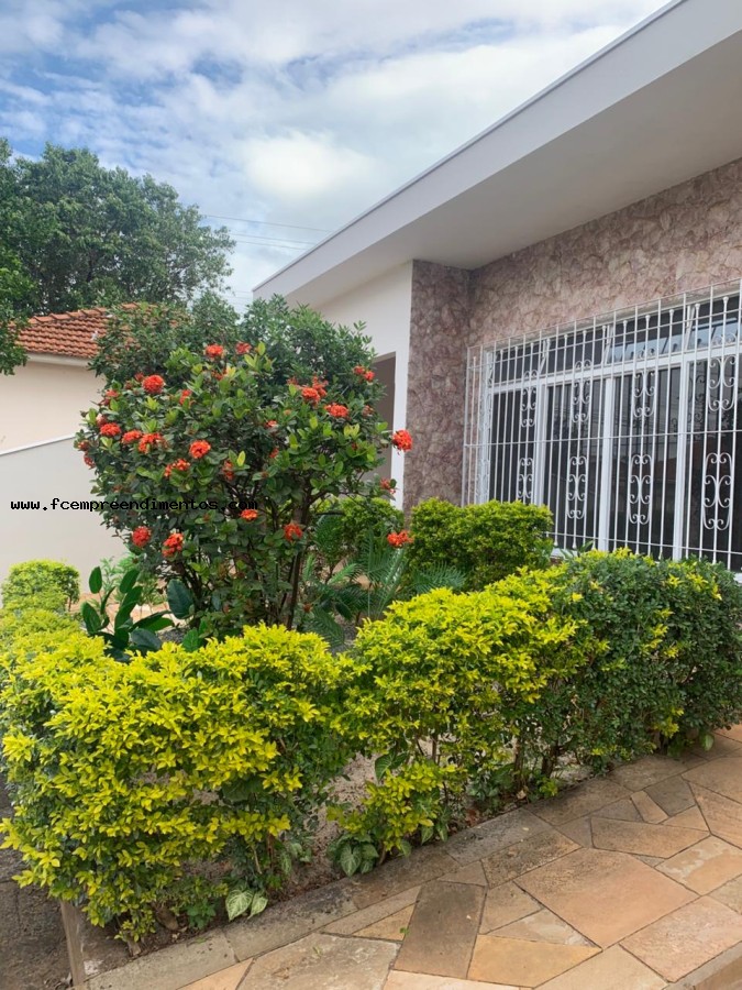 Casa, 3 quartos, 160 m² - Foto 1