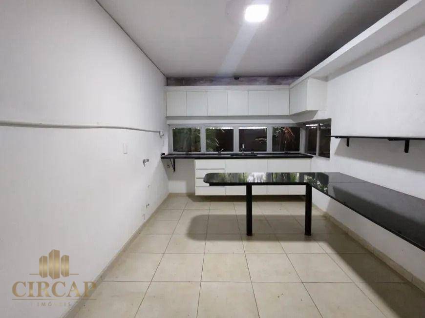 Casa para alugar com 9 quartos, 373m² - Foto 25