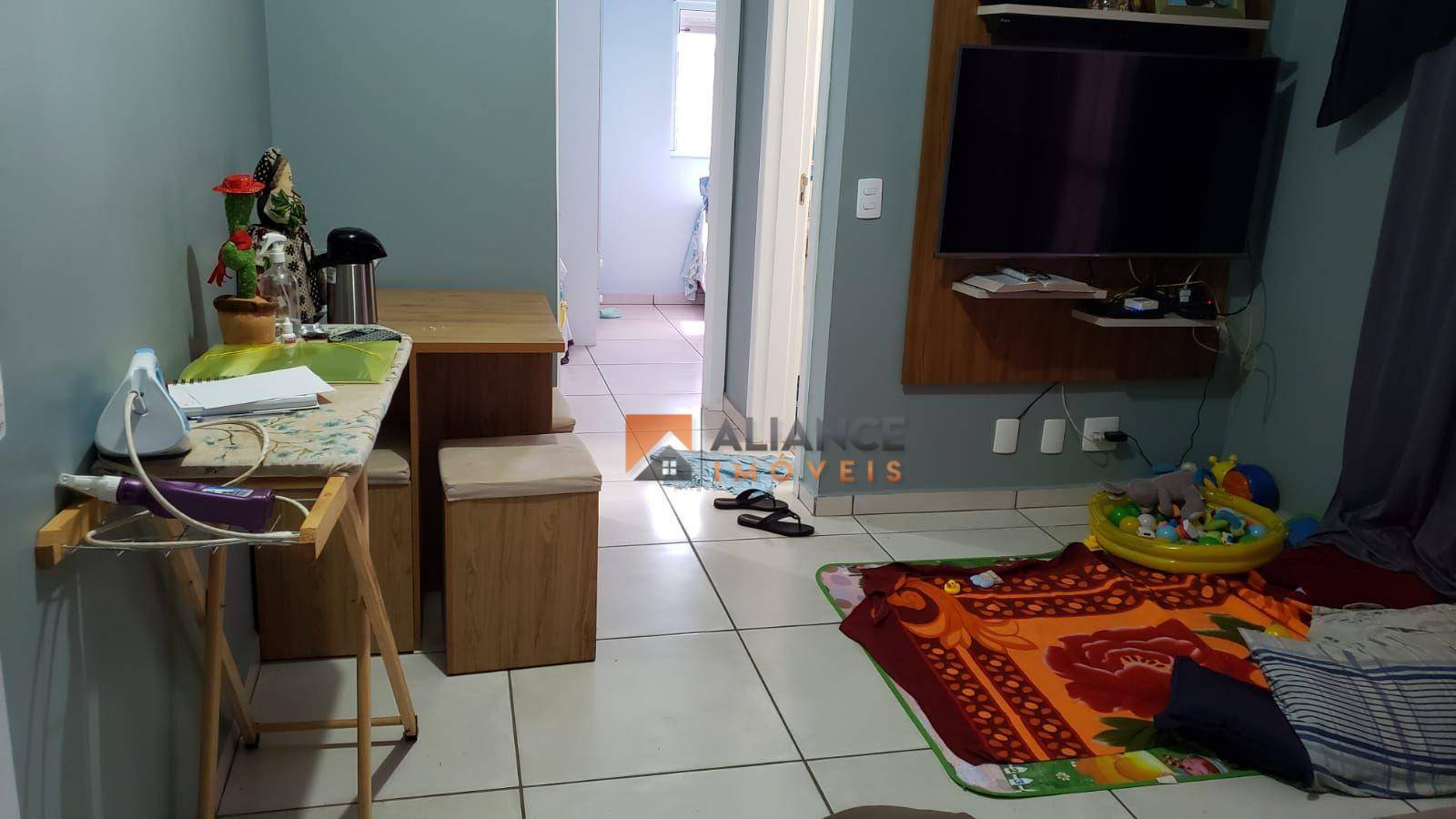 Apartamento à venda com 2 quartos, 45m² - Foto 8