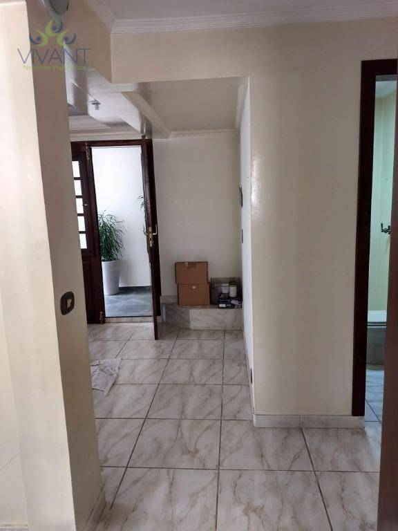 Sobrado para alugar com 3 quartos, 327m² - Foto 33