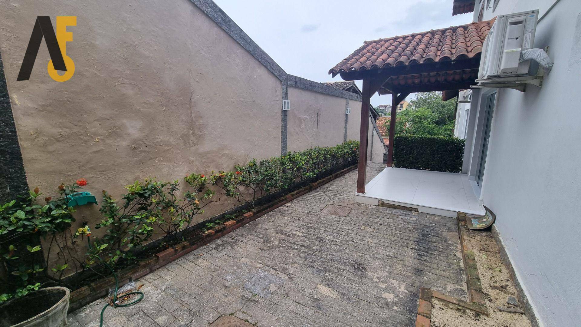 Casa de Condomínio à venda com 6 quartos, 391m² - Foto 40