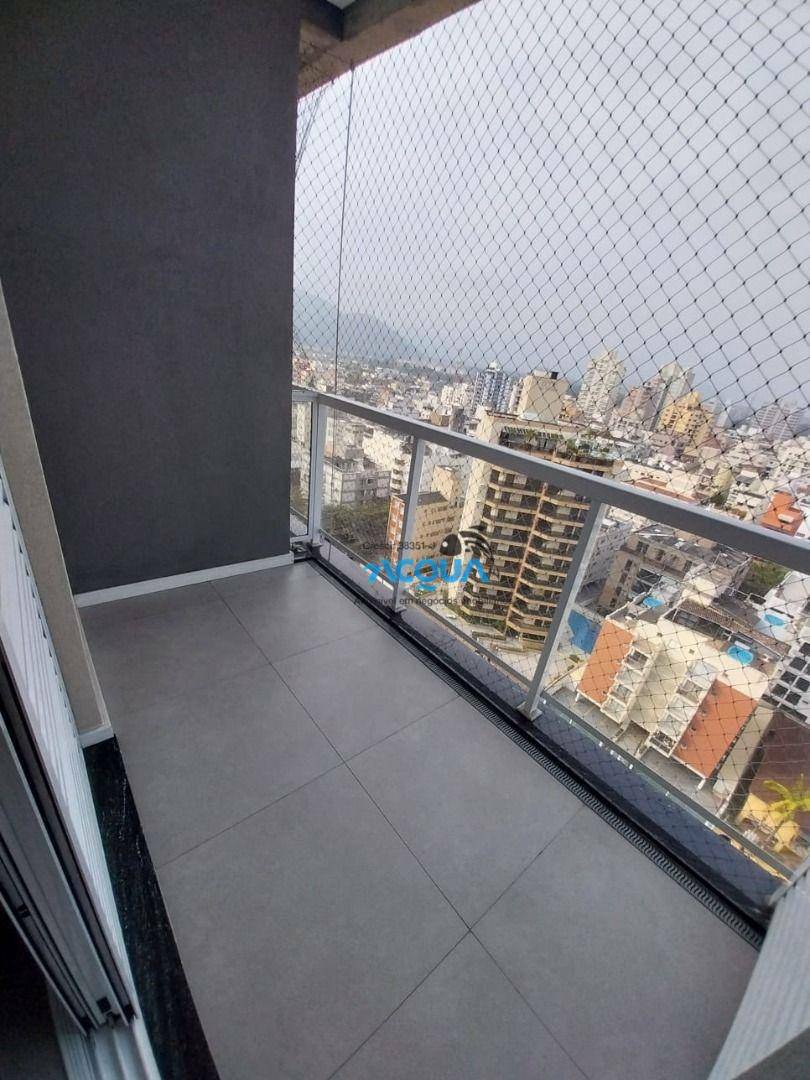 Apartamento à venda com 3 quartos, 135m² - Foto 9