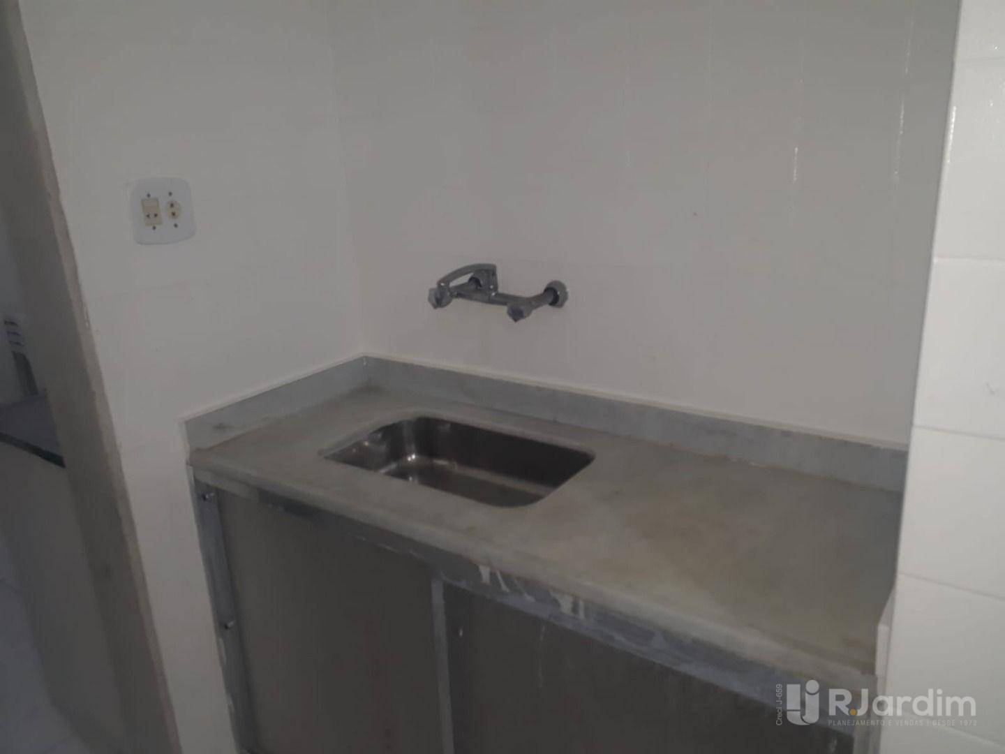 Apartamento à venda e aluguel com 4 quartos, 300m² - Foto 19