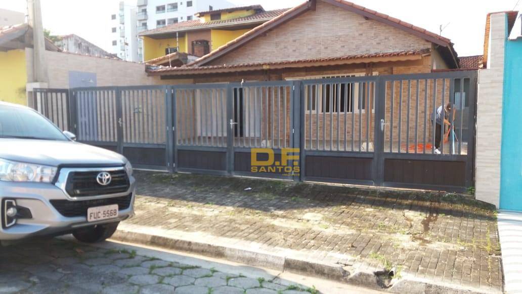 Casa à venda com 3 quartos, 150m² - Foto 1