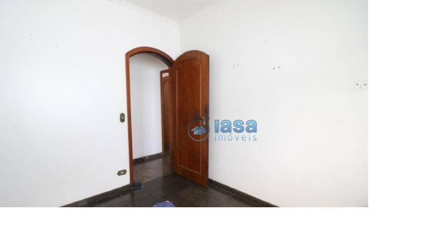 Sobrado à venda com 3 quartos, 331m² - Foto 21