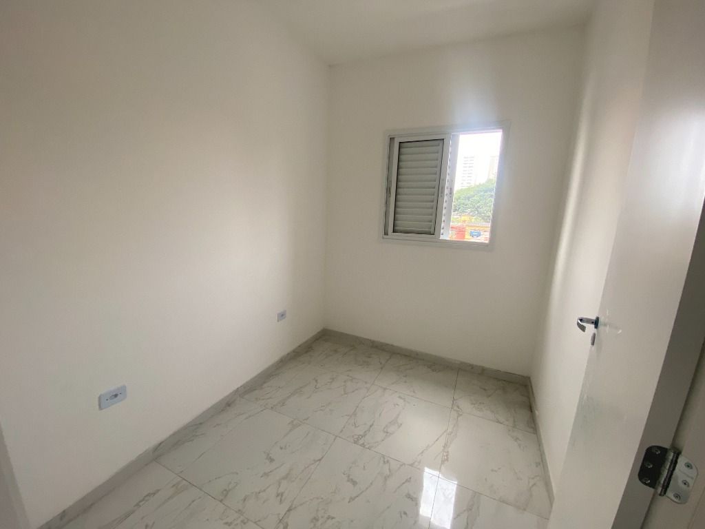 Apartamento à venda com 2 quartos, 41m² - Foto 4