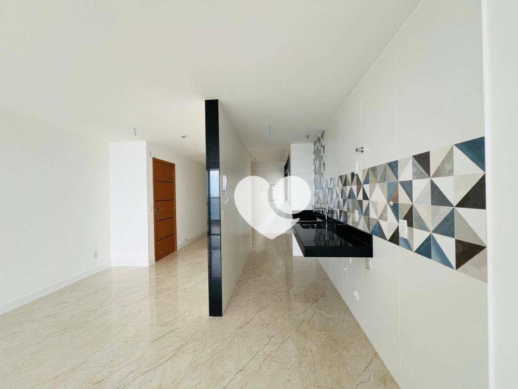 Apartamento à venda com 3 quartos, 109m² - Foto 19