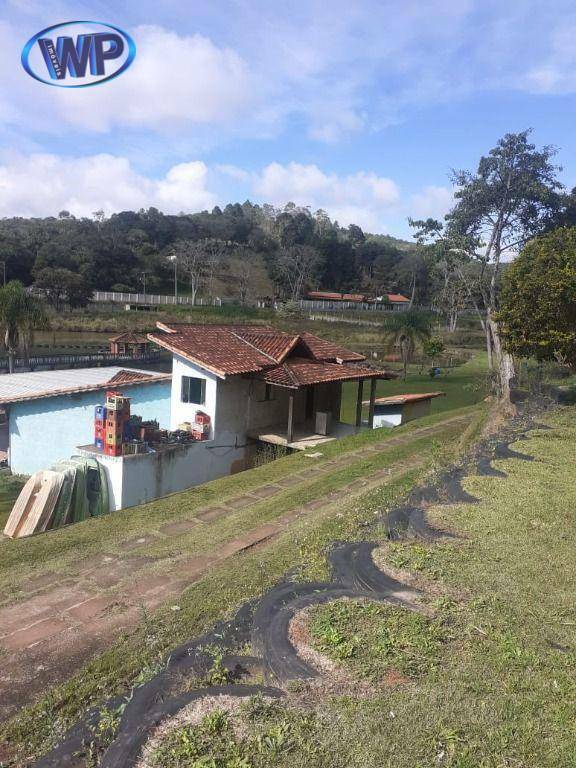 Pousada-Chalé à venda com 3 quartos, 400m² - Foto 17