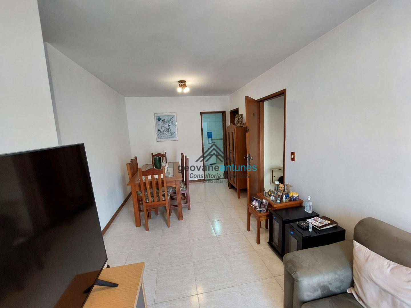 Apartamento à venda com 2 quartos, 63m² - Foto 3