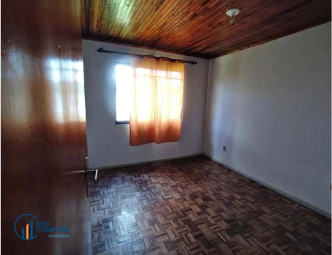 Casa à venda com 2 quartos, 90m² - Foto 7