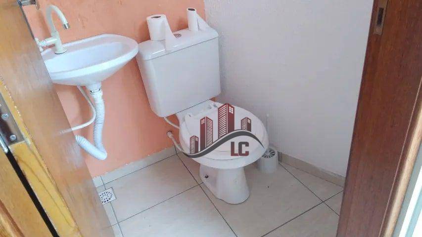 Sobrado para alugar com 2 quartos, 60m² - Foto 3