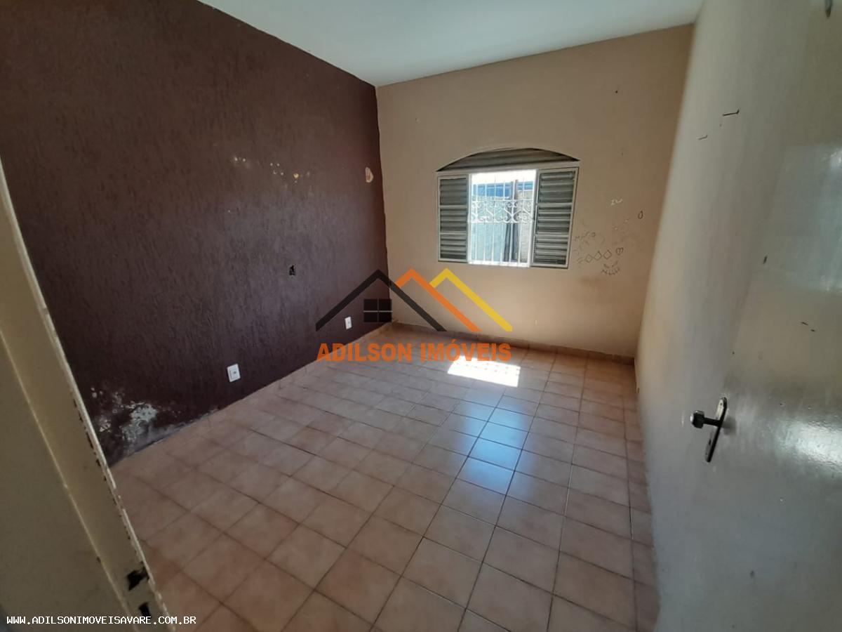 Casa à venda com 4 quartos, 250m² - Foto 16