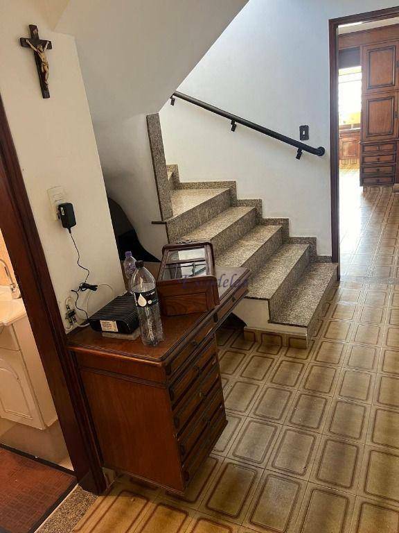 Sobrado à venda com 3 quartos, 180m² - Foto 4