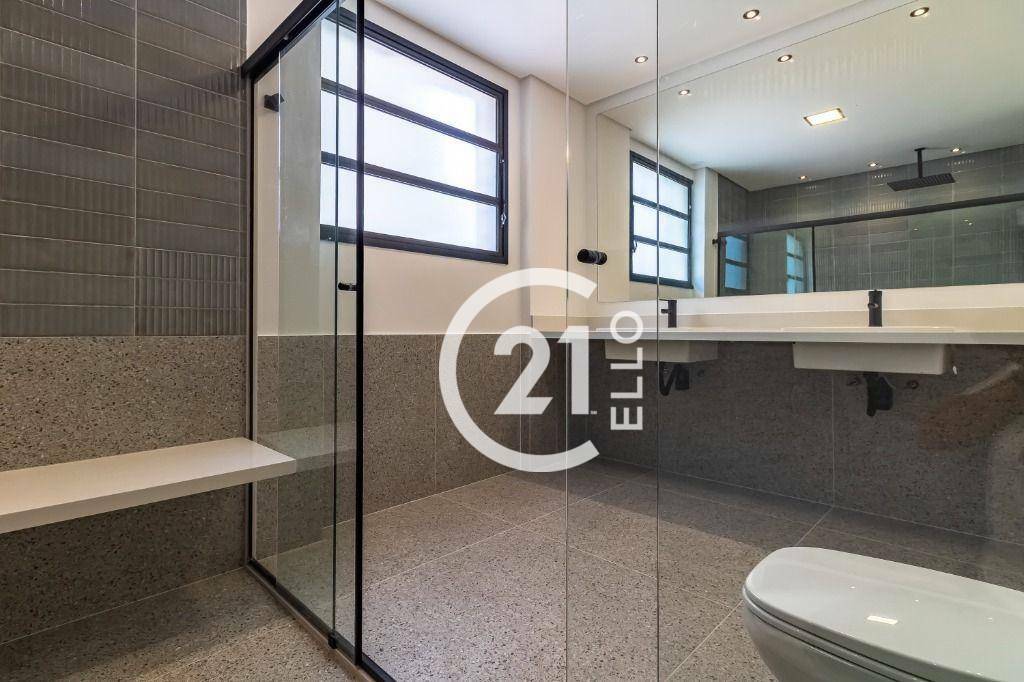 Apartamento à venda com 3 quartos, 212m² - Foto 33