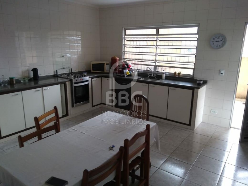 Casa à venda com 3 quartos, 180m² - Foto 3