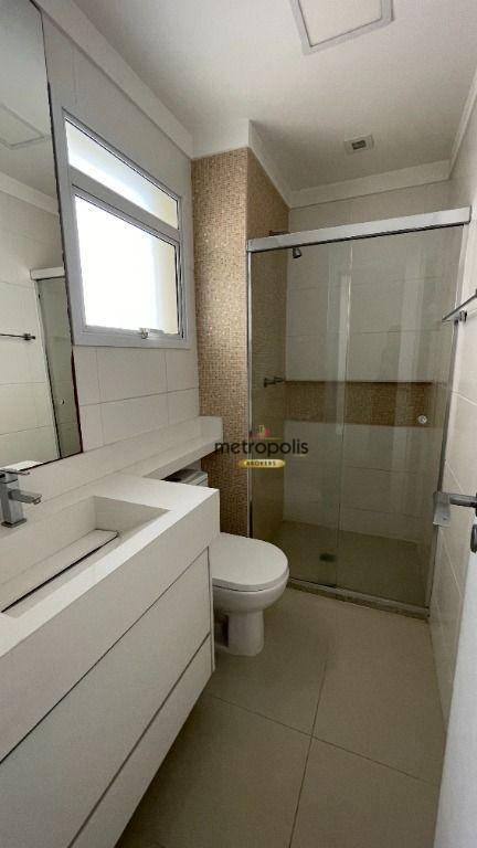 Apartamento para alugar com 3 quartos, 135m² - Foto 21
