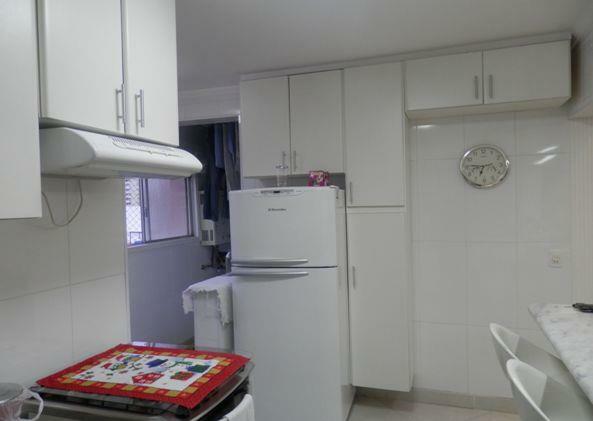 Apartamento à venda com 3 quartos, 110m² - Foto 4