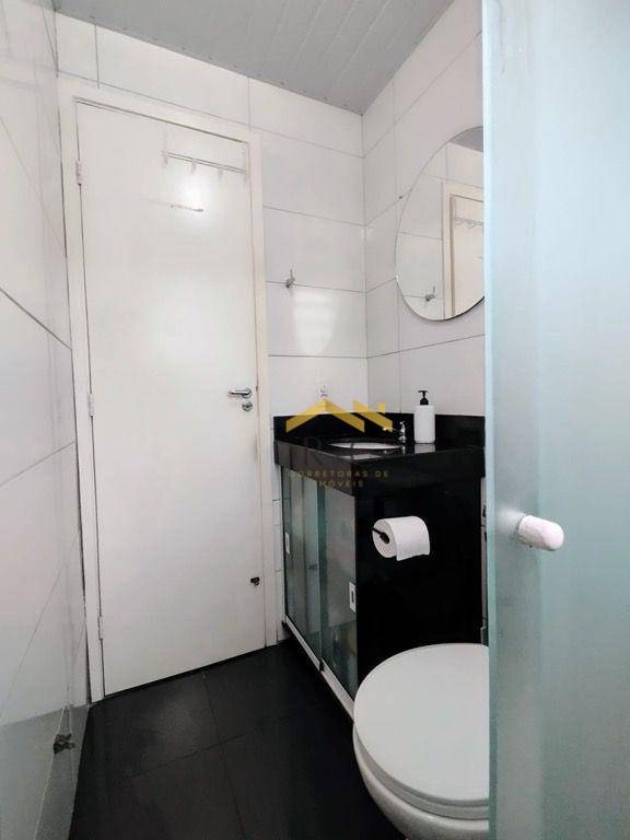 Apartamento à venda com 2 quartos, 65m² - Foto 13