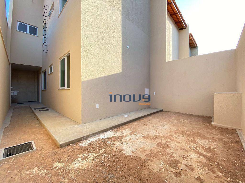 Casa à venda com 4 quartos, 131m² - Foto 18