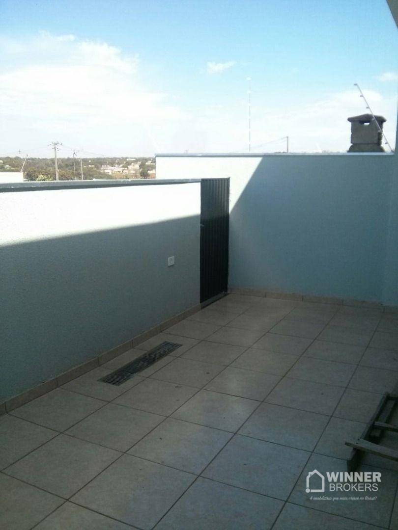 Casa para alugar com 2 quartos, 65m² - Foto 17