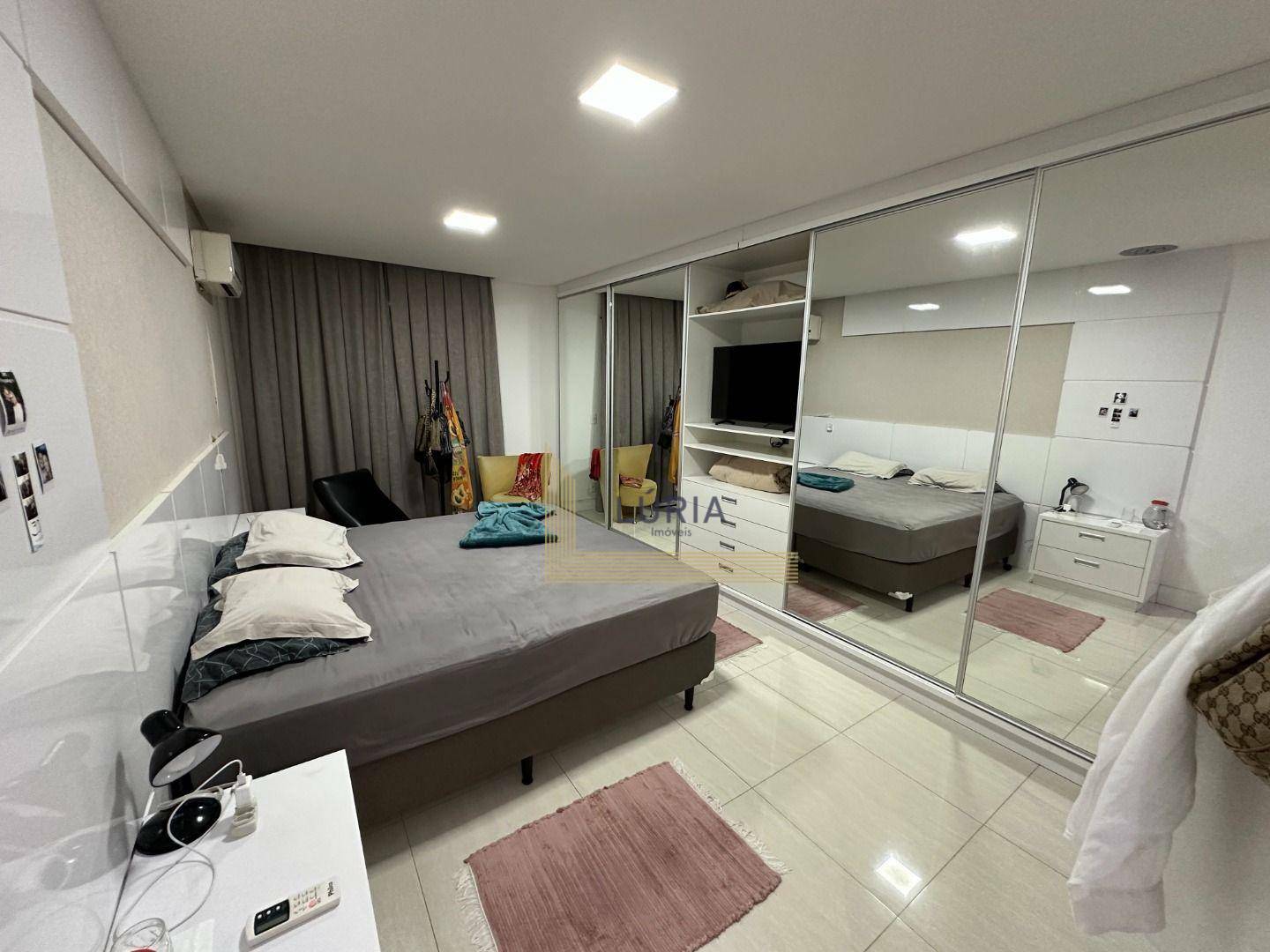 Apartamento à venda com 3 quartos, 157m² - Foto 18