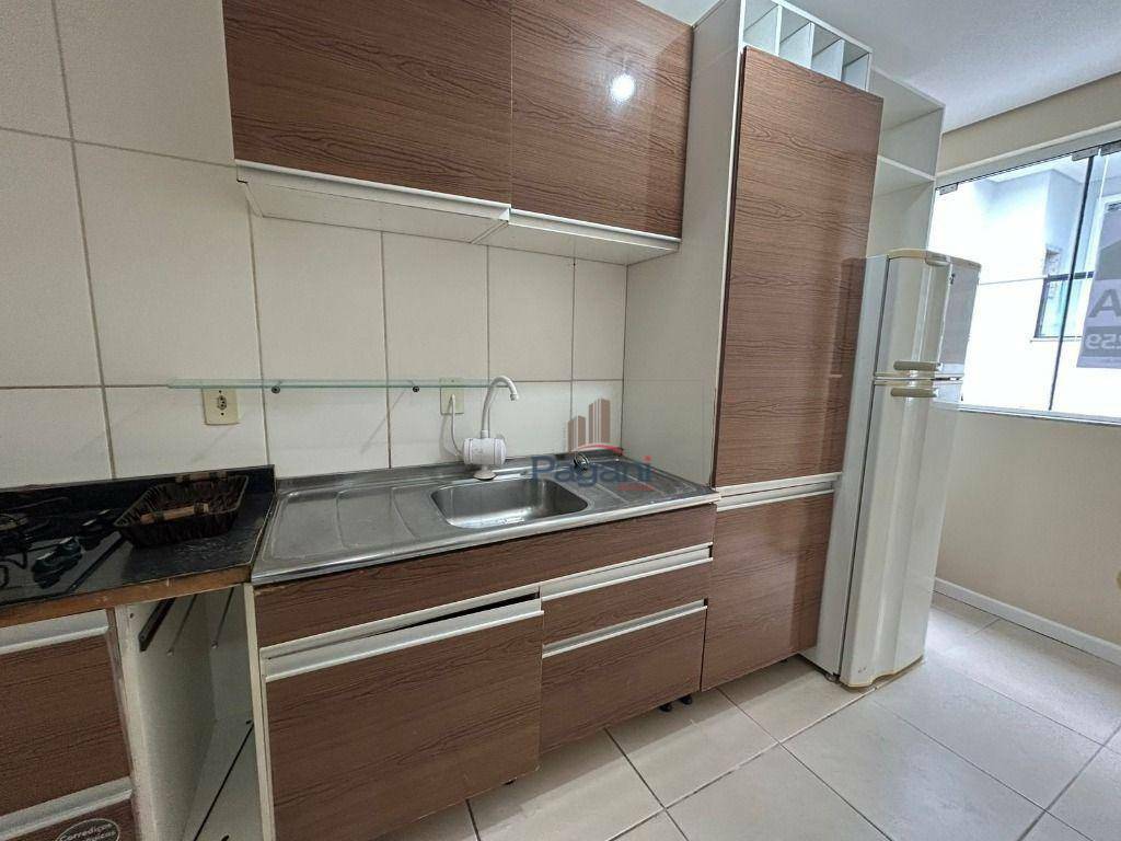 Apartamento à venda com 2 quartos, 50m² - Foto 4