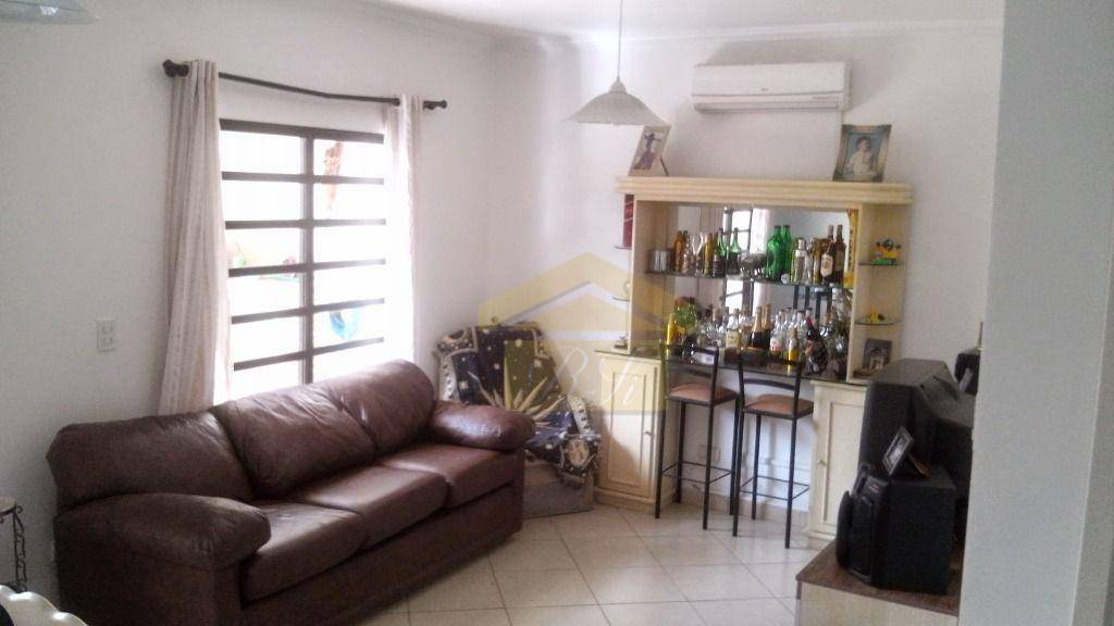 Sobrado à venda com 3 quartos, 200m² - Foto 3