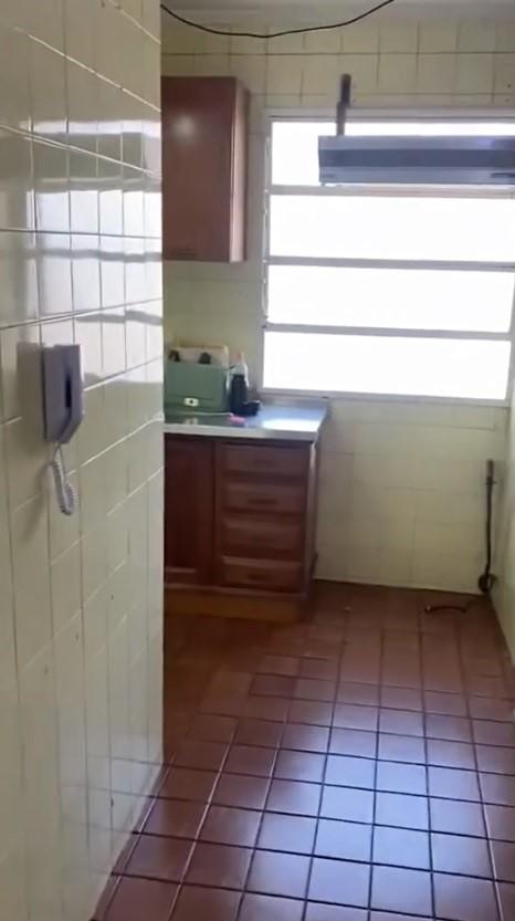 Apartamento à venda com 2 quartos, 72m² - Foto 7