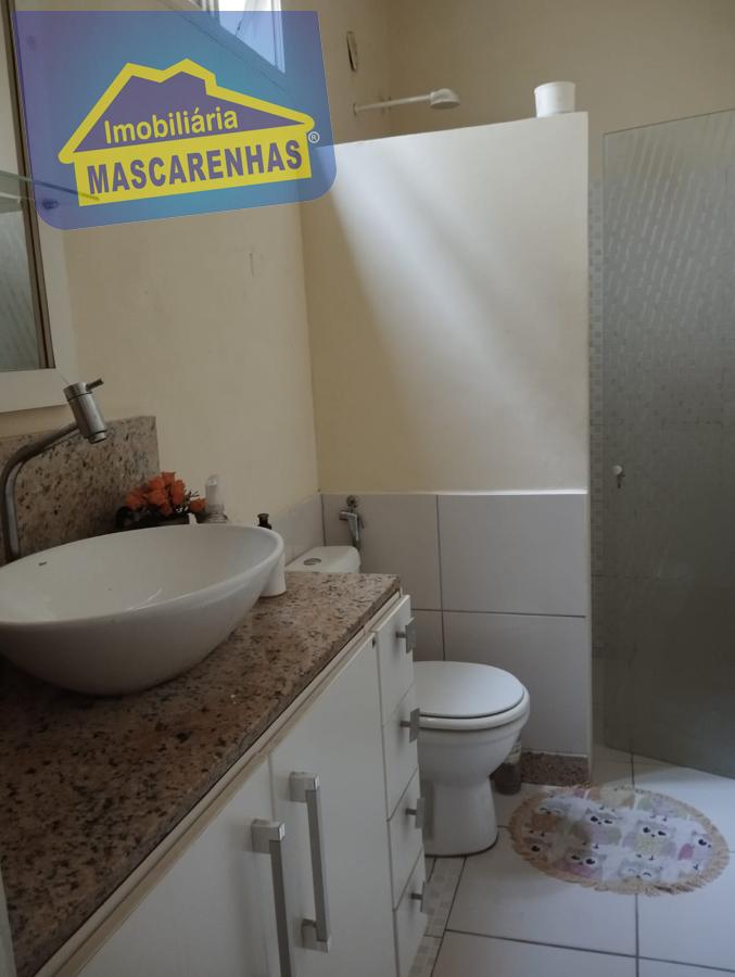 Casa à venda com 3 quartos, 232m² - Foto 13