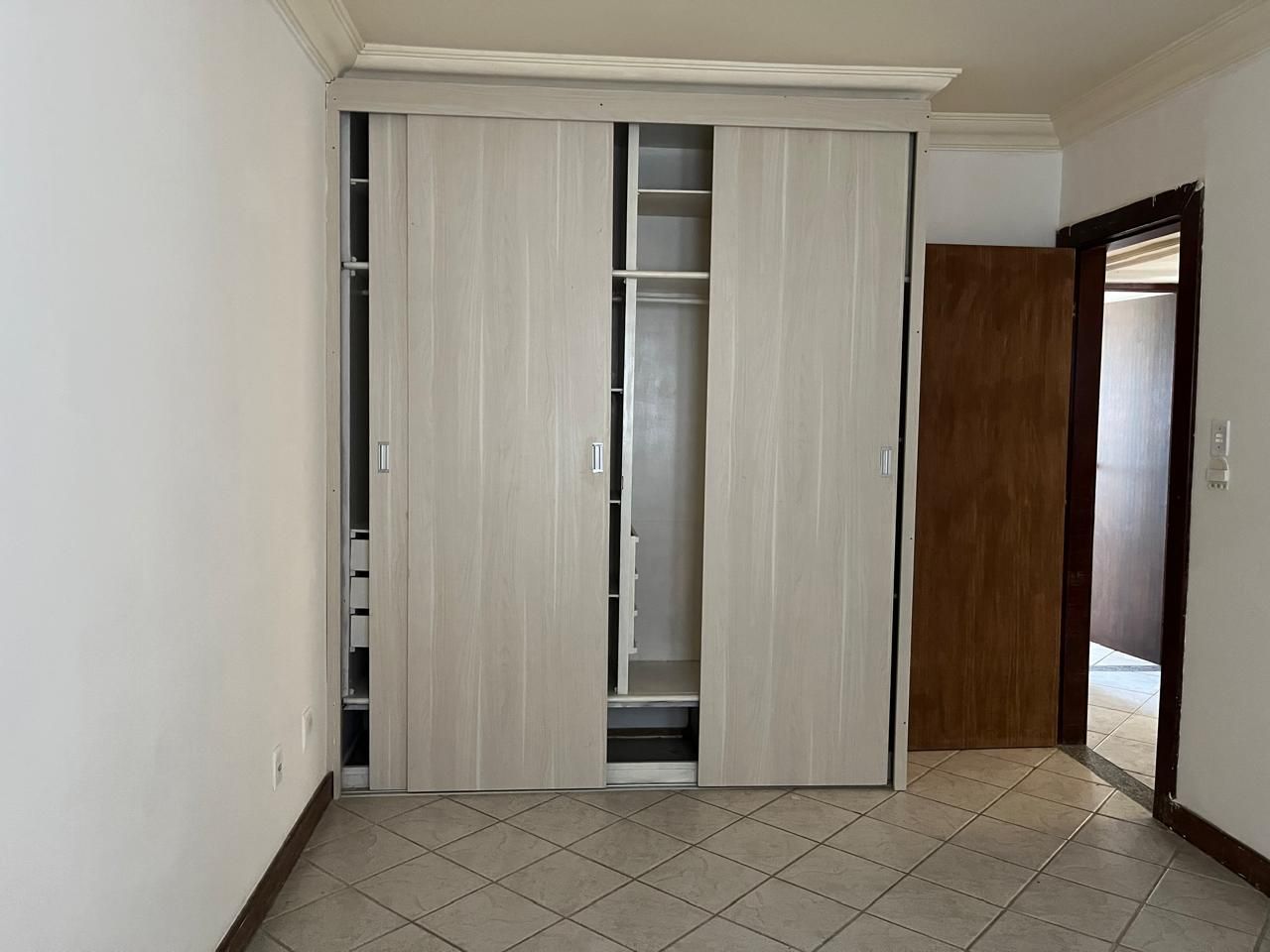 Apartamento à venda e aluguel com 4 quartos, 145m² - Foto 15