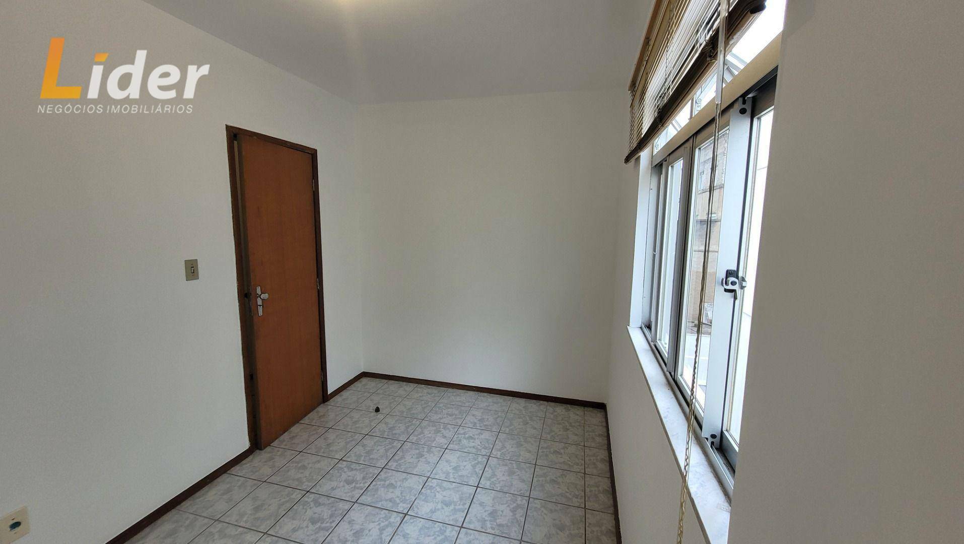 Apartamento para alugar com 2 quartos, 90m² - Foto 8