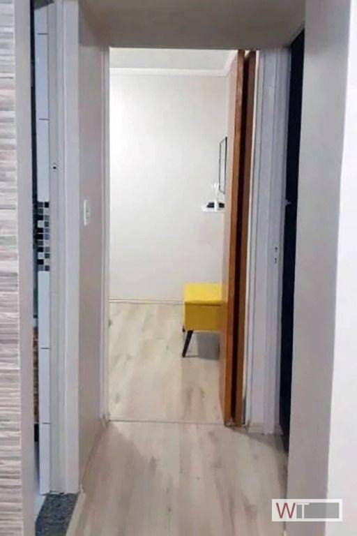 Apartamento à venda com 2 quartos, 60m² - Foto 4