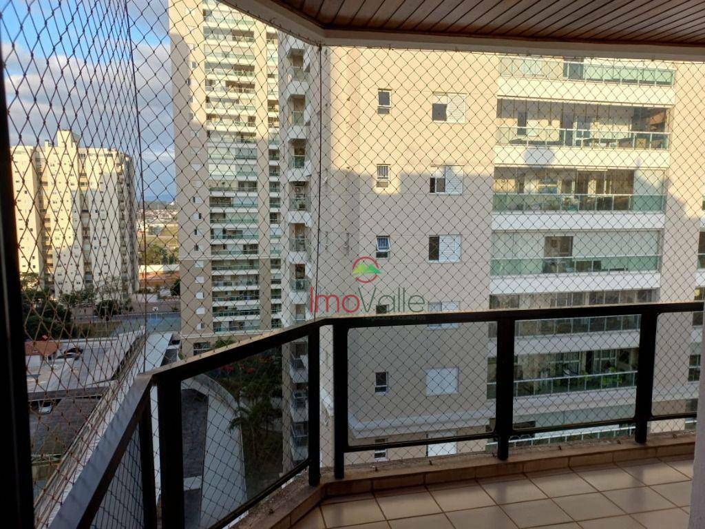 Cobertura à venda com 4 quartos, 270m² - Foto 2