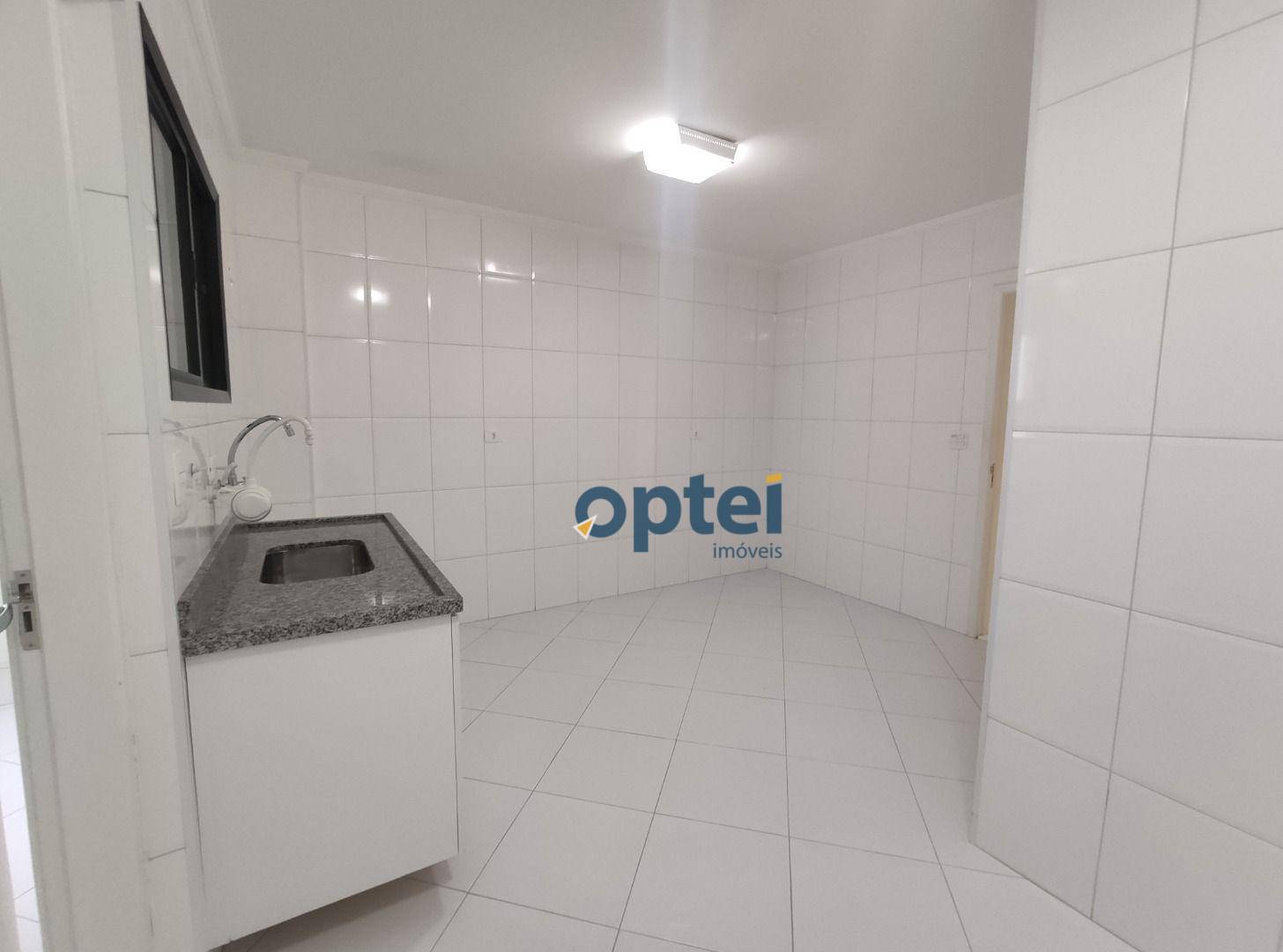 Apartamento à venda com 3 quartos, 107m² - Foto 8