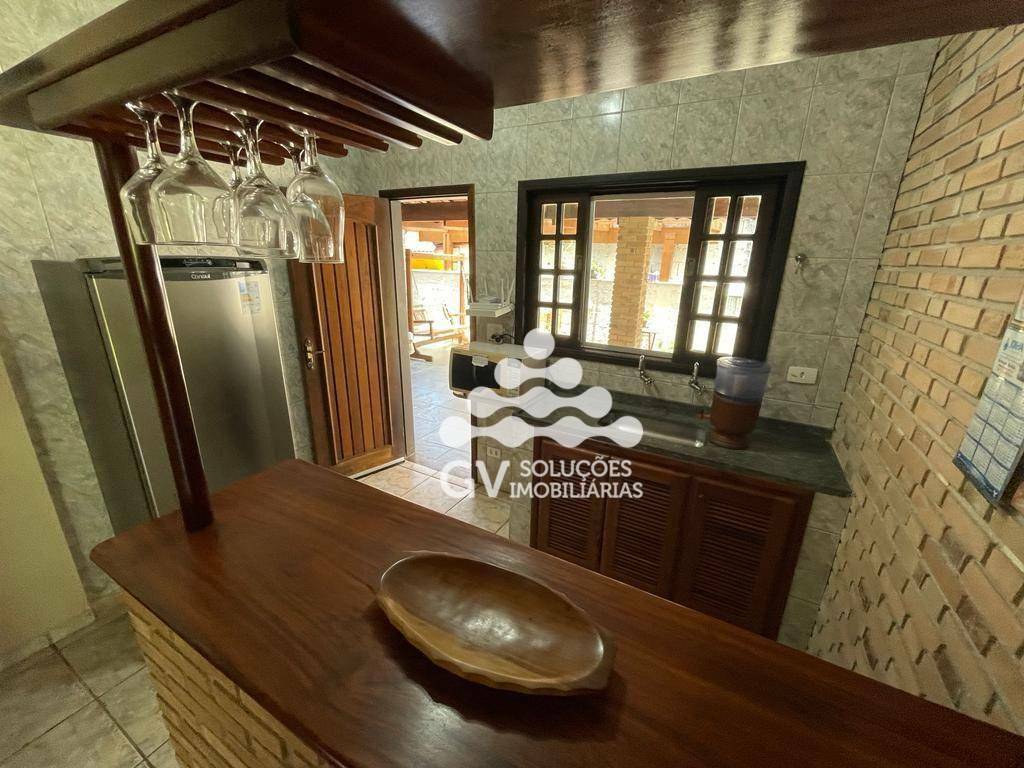 Casa de Condomínio à venda com 3 quartos, 212m² - Foto 9