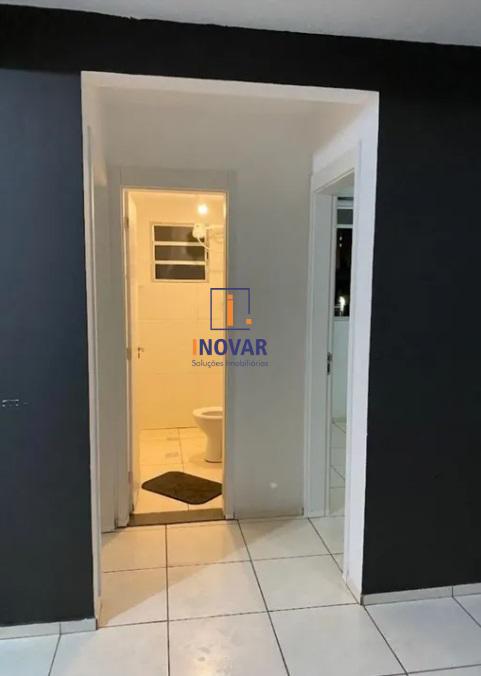 Apartamento à venda com 2 quartos, 44m² - Foto 12