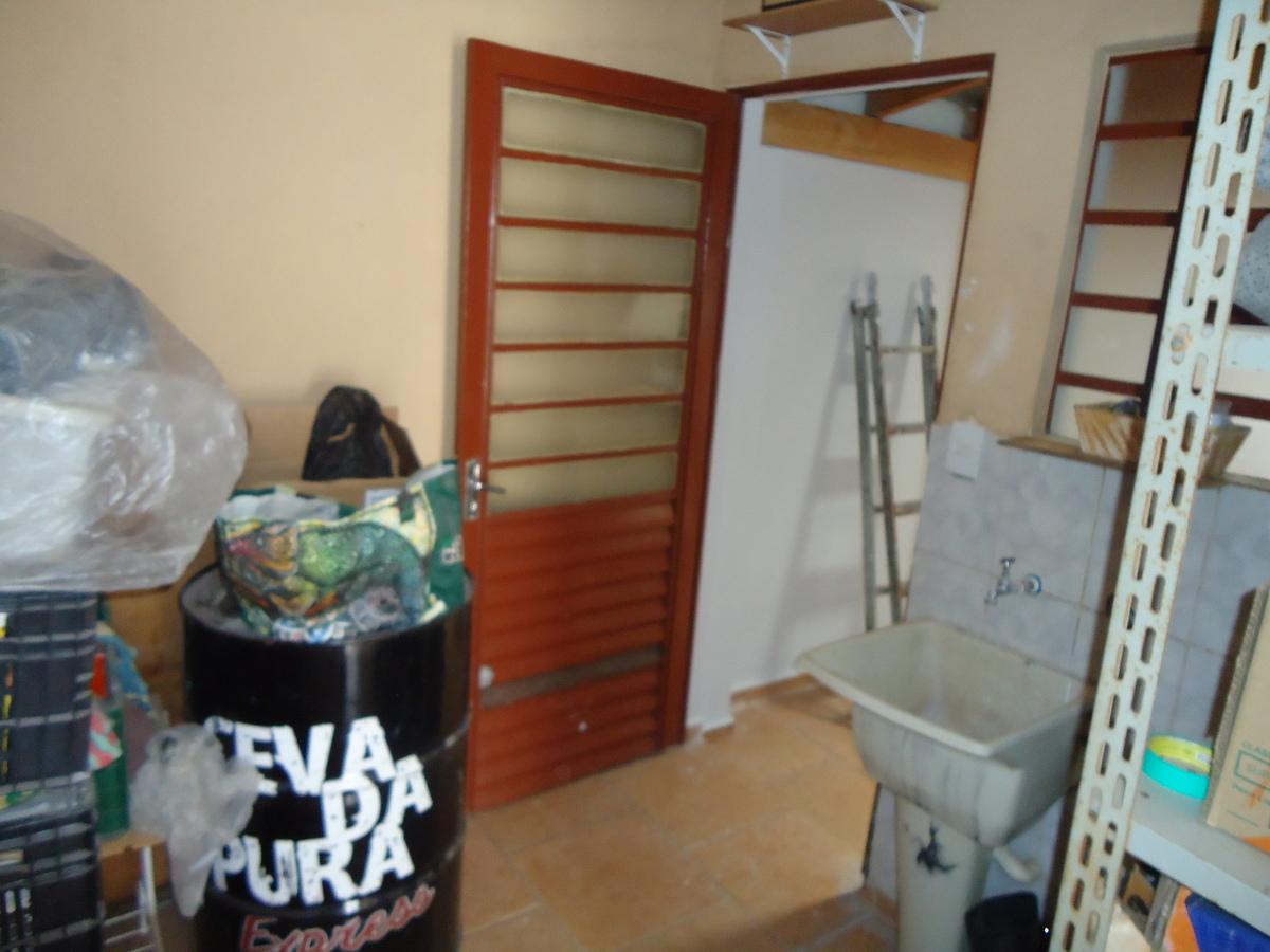 Casa à venda com 2 quartos, 137m² - Foto 16