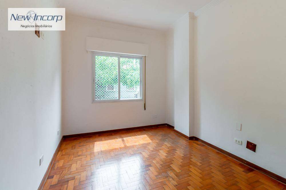 Apartamento à venda com 3 quartos, 125m² - Foto 17