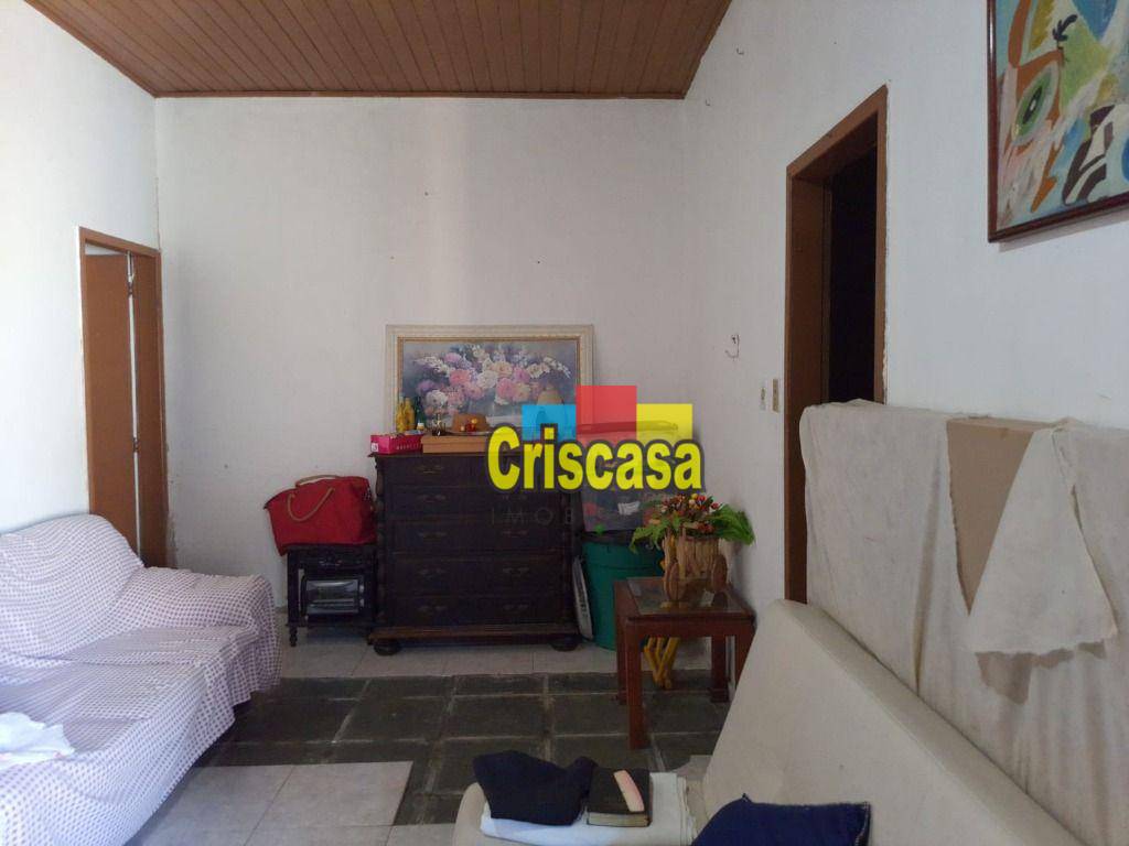 Casa à venda com 2 quartos, 120m² - Foto 3