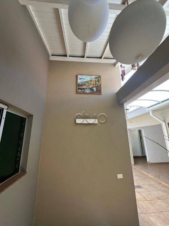 Casa à venda com 3 quartos, 196m² - Foto 33