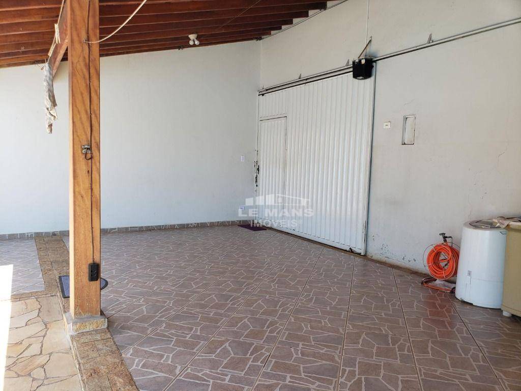 Casa à venda com 2 quartos, 150m² - Foto 26