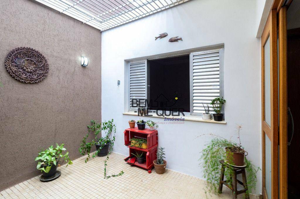 Casa à venda com 3 quartos, 230m² - Foto 22