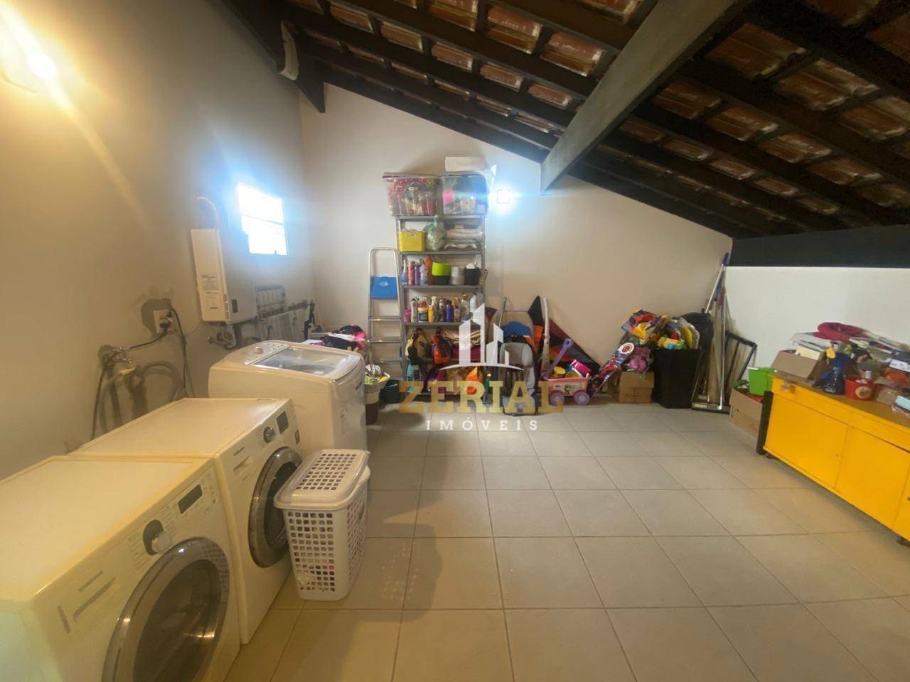 Sobrado à venda com 3 quartos, 225m² - Foto 32